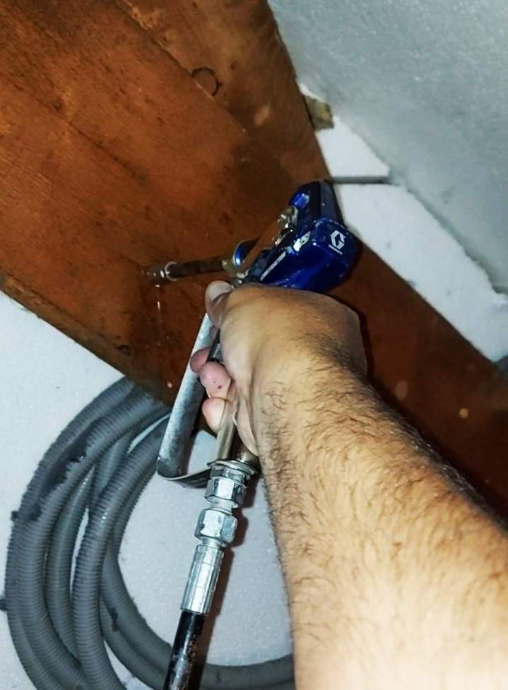 Traitement efficace de charpentes en bois Montluçon