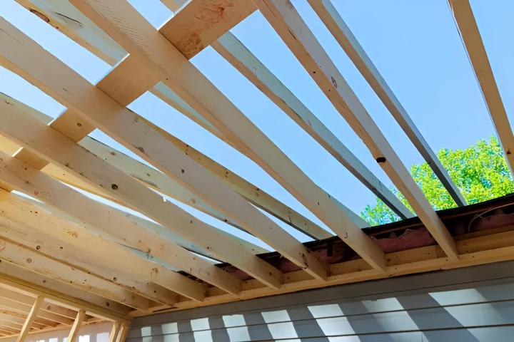 Spécialiste de la désinfection des charpentes en bois à Montluçon